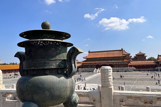 Imperial Secret-Forbidden City and Jingshan Park Small Group Tour - Jingshan Park and the view from Wanchun Pavilion