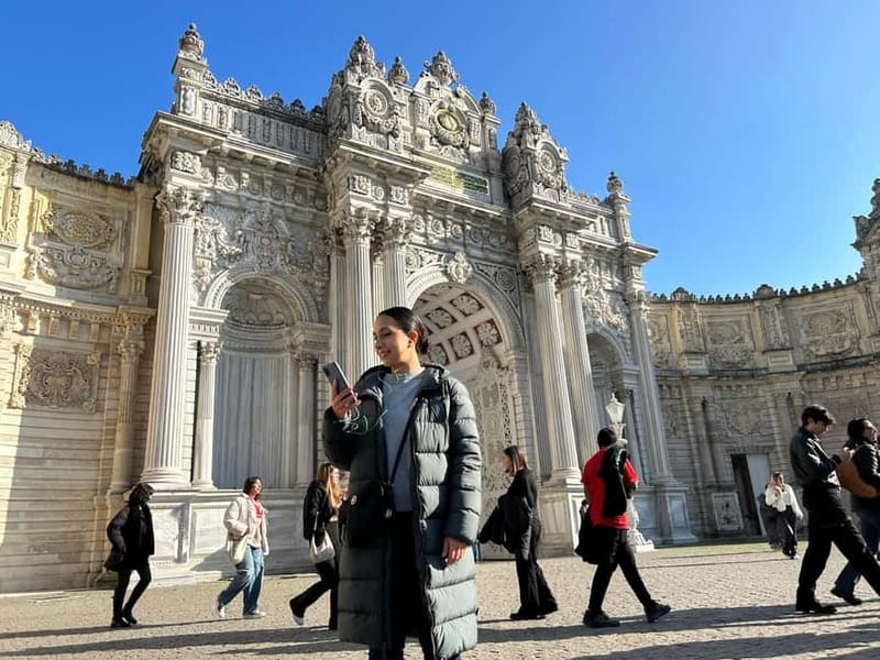 Istanbul: Dolmabahce Palace and Harem Fast-Track & Audio - The palace gardens and Bosphorus setting