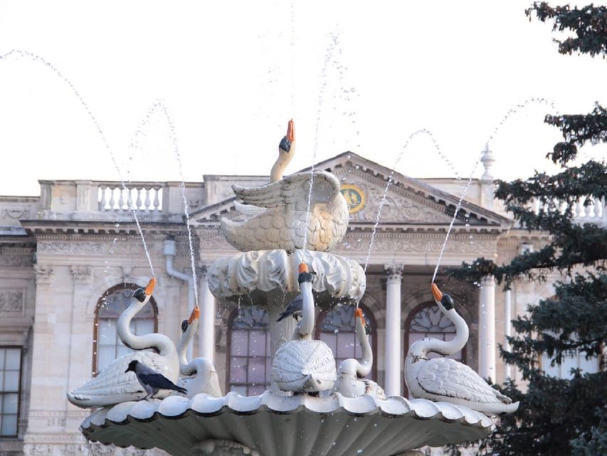 Istanbul: Dolmabahçe Palace and Uskudar Guided Tour - Four hours sounds efficient, but the clock matters