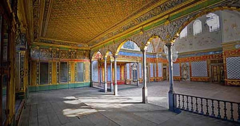 Istanbul: Guided Topkapi and Grand Bazaar with Small Group - Is $118 a fair price?