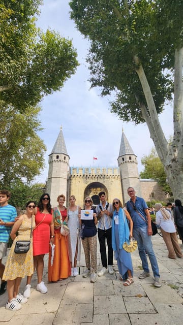 Istanbul : Topkapi Palace and Harem Entrance w/Audio Guide - Who should book this experience?