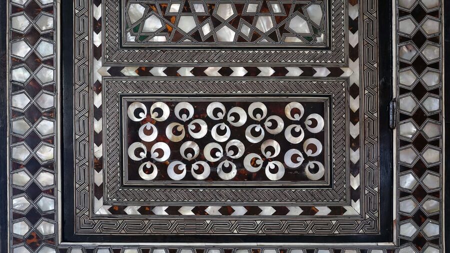Istanbul: Topkapi Palace and Harem Guided Tour - The real cost: $18 plus the museum admission