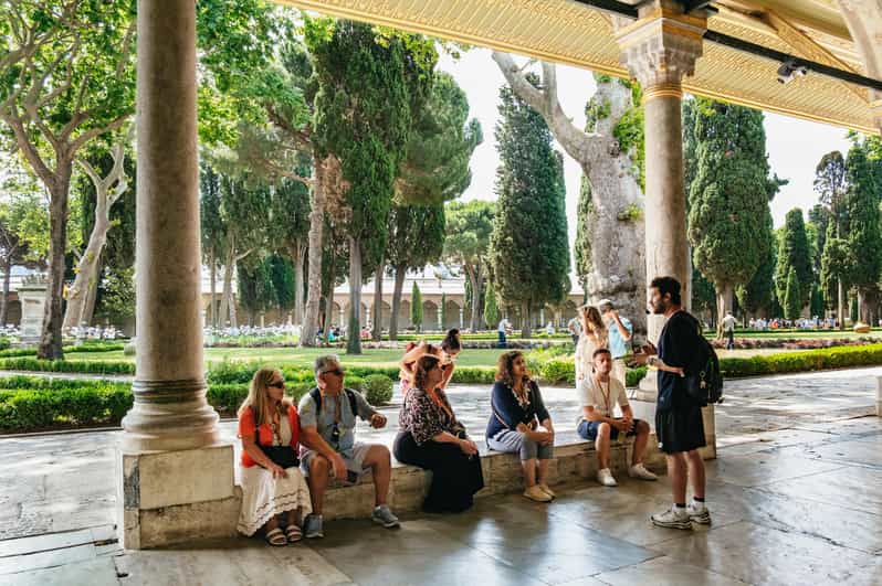 Istanbul: Topkapi Palace and Harem Guided Tour with Ticket - Why Topkapi works best with a guide