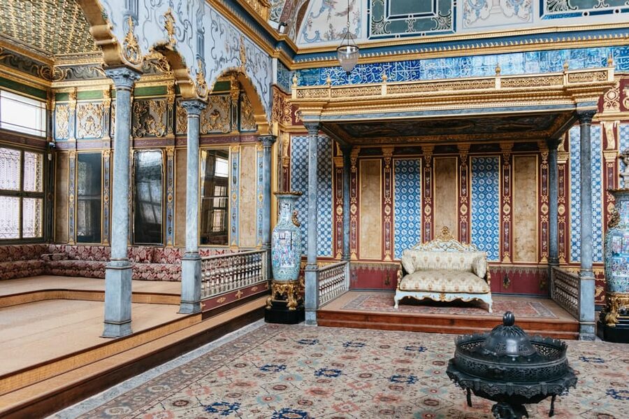 Istanbul: Topkapi Palace and Harem Guided Tour with Ticket - What three hours really covers