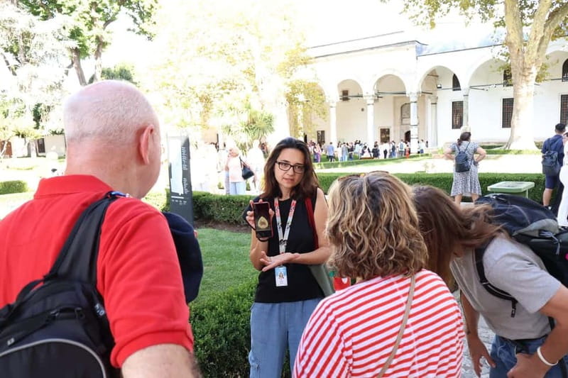 Istanbul: Topkapi Palace and Harem Museum Tour with Ticket - Why Topkapi Palace deserves a place in your Istanbul plan