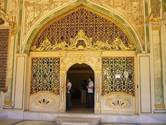 Istanbul: Topkapi Palace Guided Tour - Why Topkapi Palace deserves a full morning or afternoon