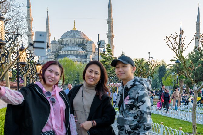 Istanbul: Topkapi Palace, Hagia Sophia & Blue Mosque - The Blue Mosque and its Iznik tiles