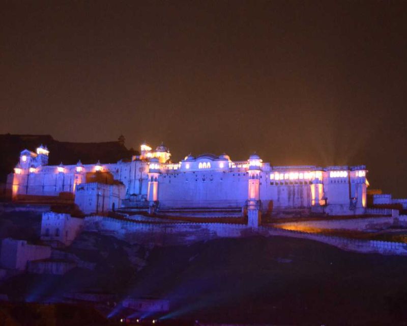 Jaipur: Amber Fort Light & Sound Show with Dinner - The sound-and-light presentation at Amer Fort