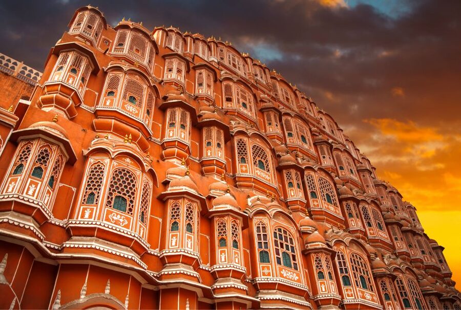 Jaipur City Tour: City Palace, Jantar, Hawa & Jal Mahal - Who should book this Jaipur experience?