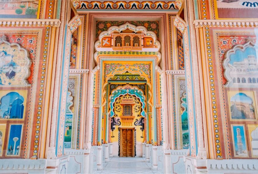 Jaipur City Tour: City Palace, Jantar, Hawa & Jal Mahal - City Palace, two hours among Jaipur’s royal collections