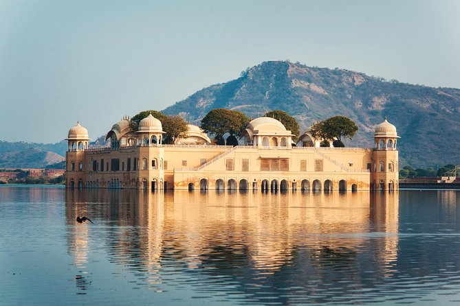 Jaipur Guided City Tour: City Palace, Jantar, Hawa & Jal Mahal - Timing, comfort, and group size