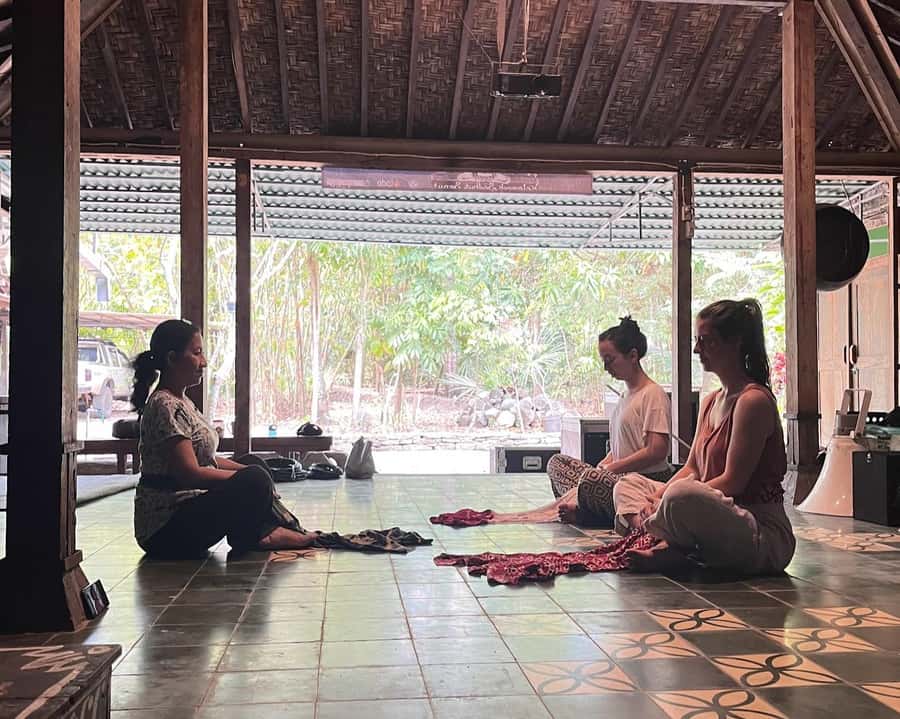 Javanese Dance Workshop with Kraton Palace Dancer - Booking flexibility and practical planning