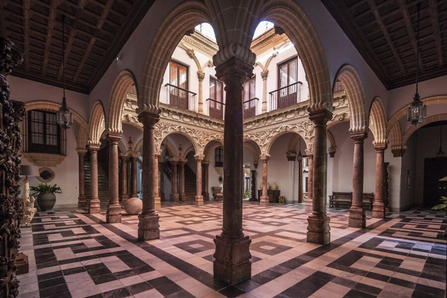 Jerez de la Frontera: Palacio Domecq Entrance Ticket - Rooms filled with art and fine materials