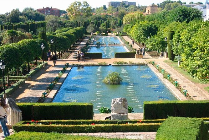 Jewish quarter and Alcazar of the Christian Monarchs - The Alcázar and its royal gardens