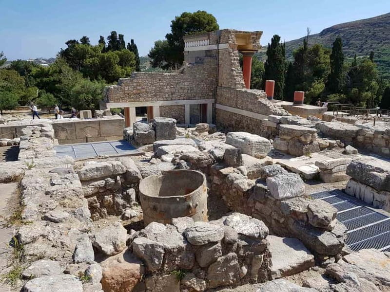 Knossos Palace and Pottery experience. Excursion Safari - From Minoan ruins to a mountain pottery village