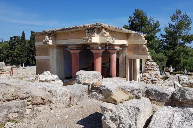 Knossos Palace and Pottery experience (Luxury Adventure) - Olive oil tasting in Agios Nikolaos