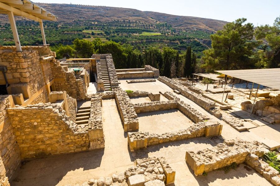 Knossos Palace: E-ticket with Audio and Heraklion City Tour - The theater and the end of the Knossos route