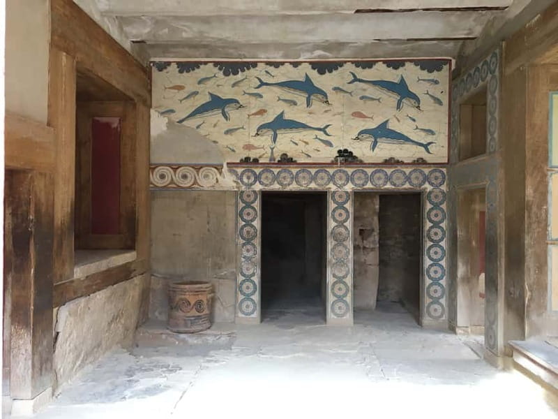 Knossos Palace: Family-friendly Mythology Tour - Who should book this Knossos tour?