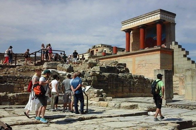 Knossos Palace Guided Walking Tour - The House of the Frescoes and Minoan art