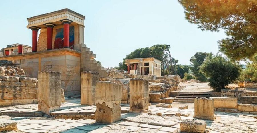 Knossos Palace, Museum & Heraklion City Tour From Chania - Heraklion Archaeological Museum makes the palace clearer