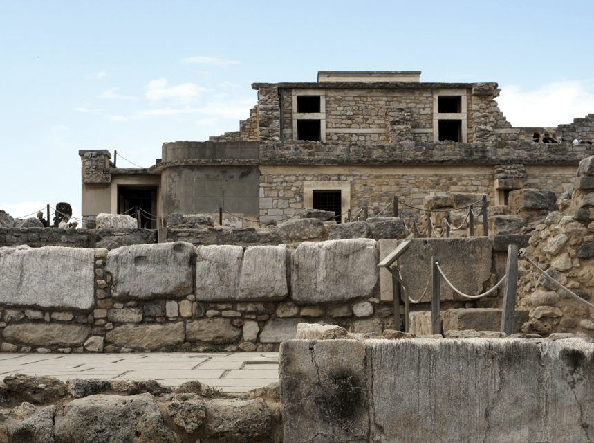 Knossos Palace Private Tour with Licensed Guide and Tickets - What 90 minutes can and cannot cover