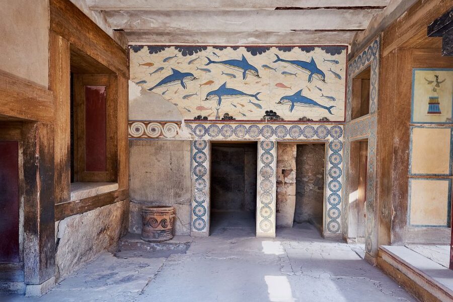 Knossos Palace Skip-the-Line Ticket & Private Guided Tour - Meeting your guide at the Knossos entrance