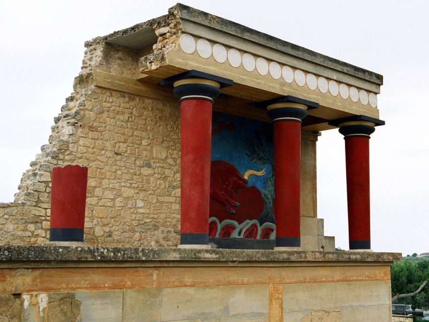 Knossos Palace Skip-the-Line Ticket & Private Guided Tour - Picking the best time: 9 a.m. or late afternoon