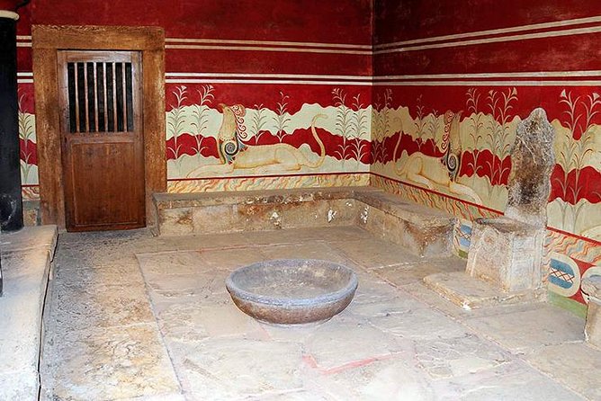 Knossos Palace Skip-the-Line Ticket (Shared Tour Group) - Who Will Get the Most From This Tour?