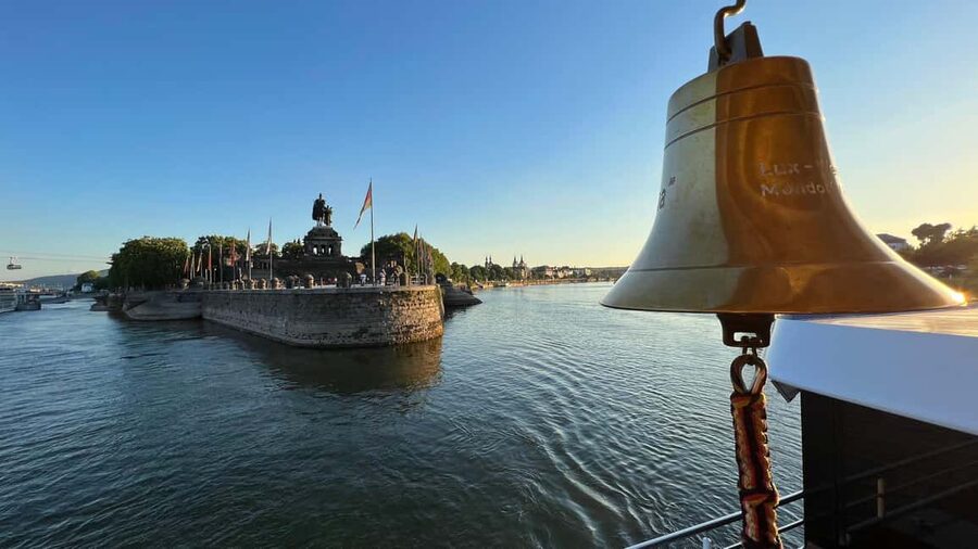 Koblenz:Rhine Valley boat tour along the castles and palaces - Key points at a glance