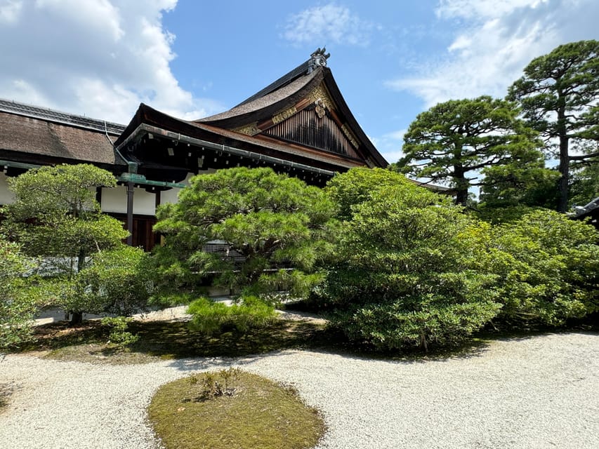 Kyoto: Discover Every Bit of Kyoto Imperial Palace - Why Kyoto Imperial Palace rewards a guided visit