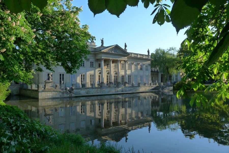 Łazienki Park and Palace Warsaw Private Tour with Tickets - What the guide adds