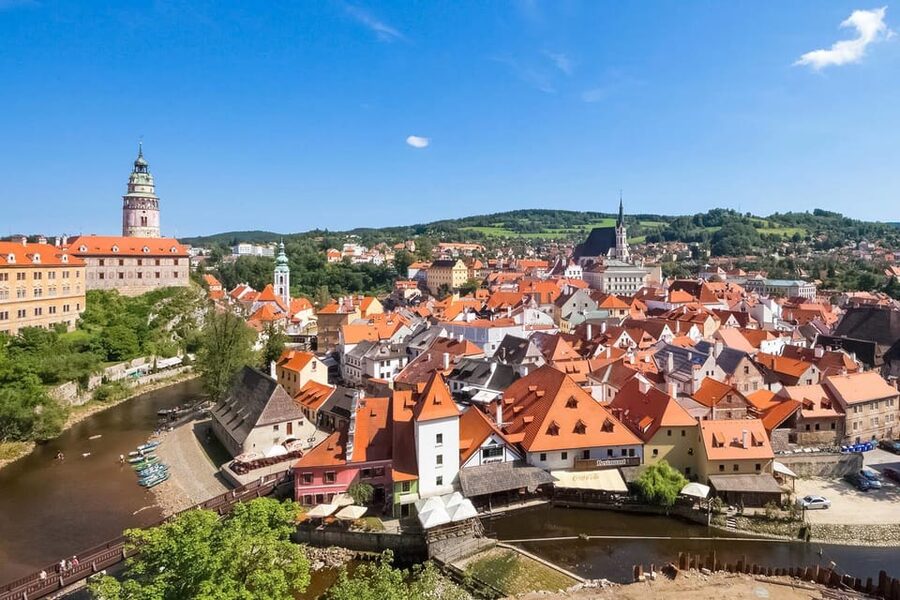 Linz: Private Day Trip to Cesky Krumlov - Should you book the Linz to Český Krumlov trip?