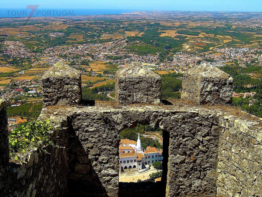 Lisbon: Pena Palace, Moorish Castle, Qta. Regaleira & Sintra - Who should book this tour