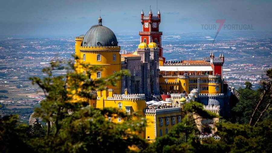 Lisbon: Pena Palace, Moorish Castle, Qta. Regaleira & Sintra - Why this Sintra route works well from Lisbon