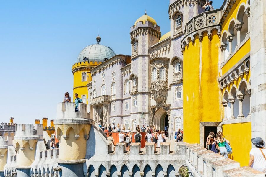Lisbon: Pena Palace, Sintra, Cabo da Roca, & Cascais Daytrip - Comfort, walking, and who should book