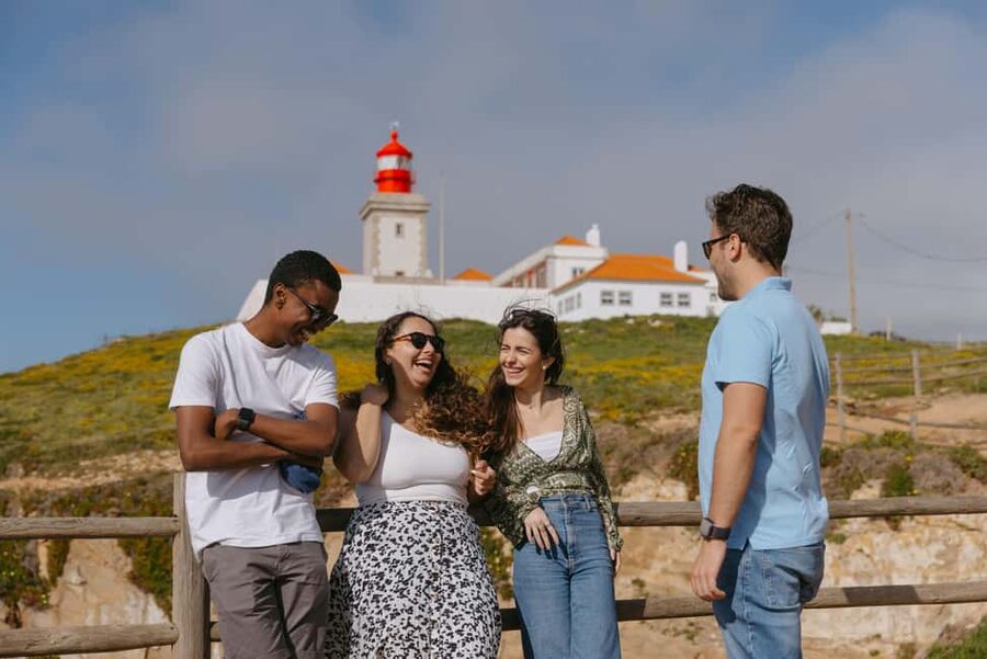 Lisbon: Pena Palace, Sintra, Cabo da Roca, & Cascais Daytrip - Sintra town: pastries and 90 minutes of freedom