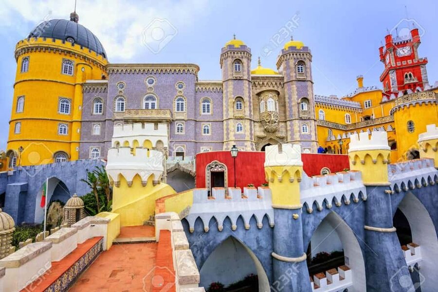 Lisbon: Pena Palace, Sintra, Cabo da Roca, & Cascais Tour - What this private Sintra day is really like