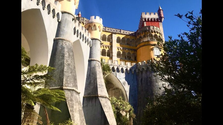 Lisbon: Pena Palace, Sintra, Cascais, and Cabo Roca Day Trip - The guide and private-group setup
