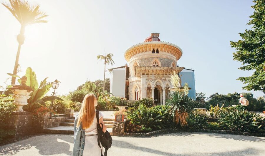 Lisbon: Sintra Half-Day Private Tour with Pena Palace - The guides are a major part of the value