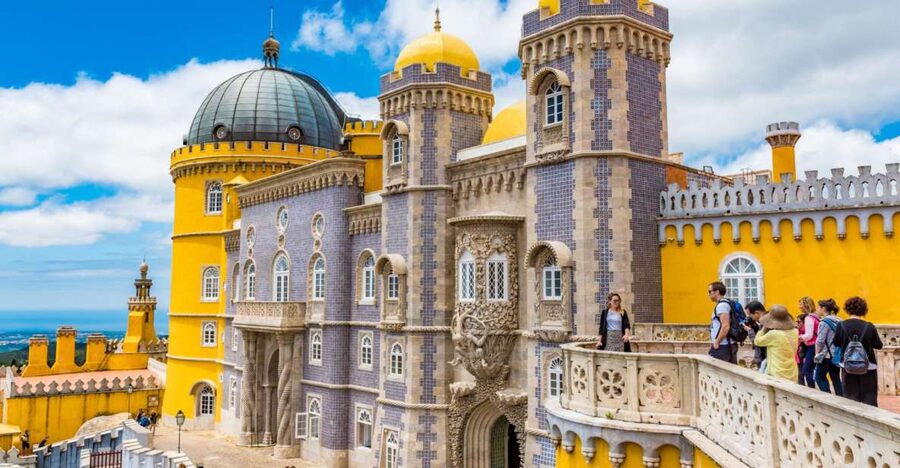 Lisbon: Sintra, Pena Palace, Cabo Roca Coast & Cascais Tour - Guincho Beach and the Atlantic coast
