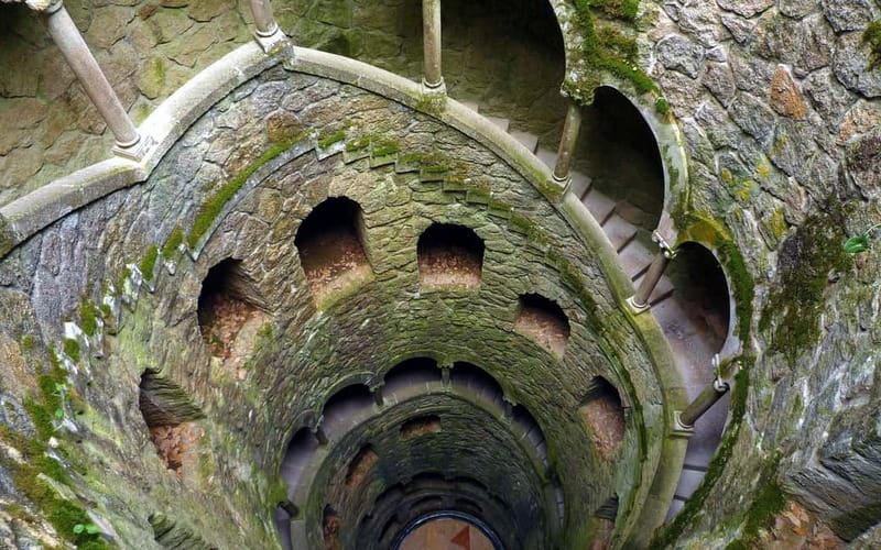 Lisbon: Sintra, Pena Palace, Regaleira & Monserrate Day Trip - Five things to know before booking