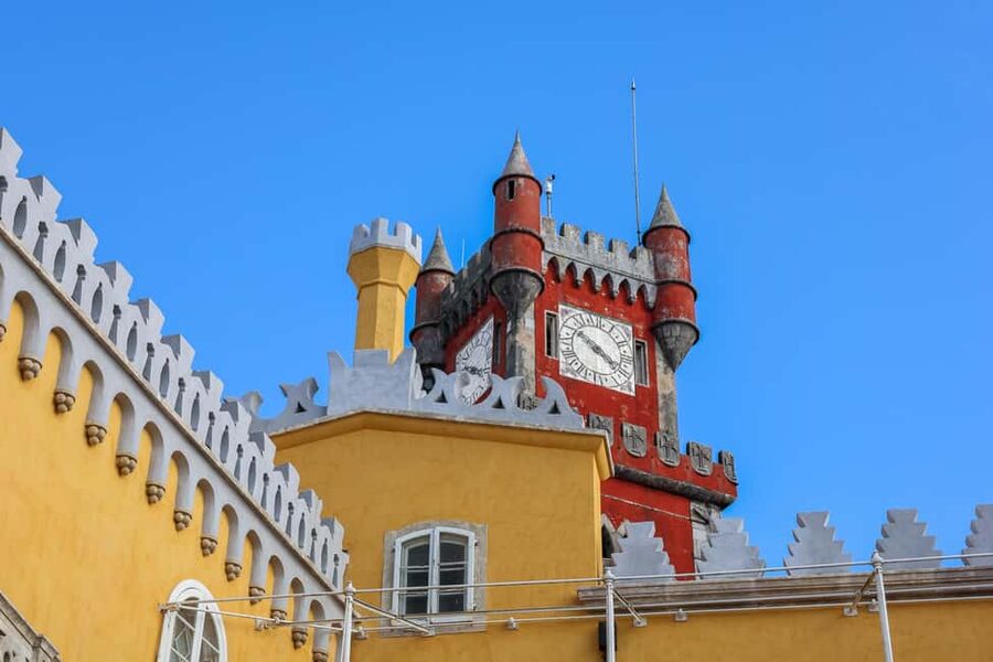 Lisbon: Sintra, Pena Palace & Wine Tasting Small-Group Tour - Key points at a glance