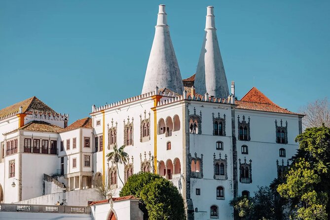 Lisbon: Sintra Private Day Trip with Pena Palace & Wine Tasting - Colares wine and sandy-soil vineyards