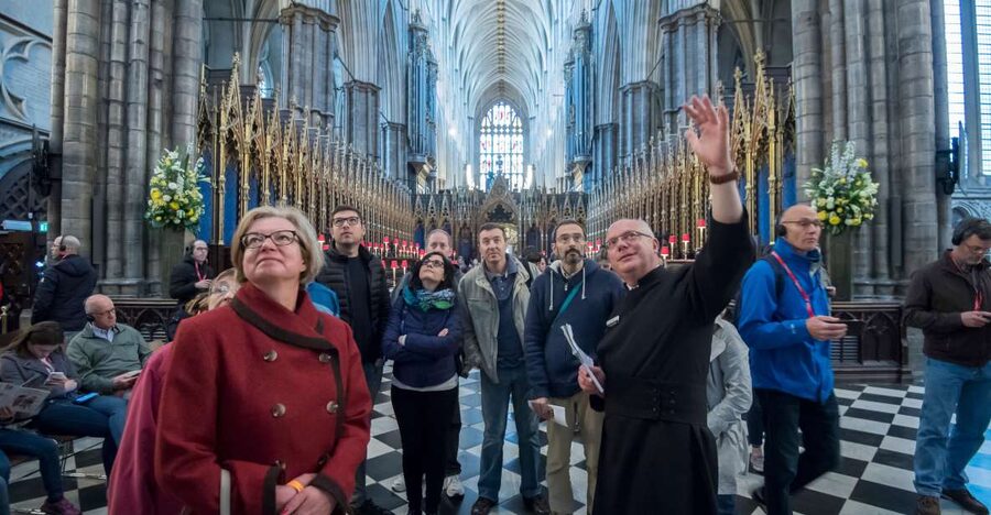 London: Buckingham, Big Ben & Westminster Abbey Tour - How much walking and standing should you expect?