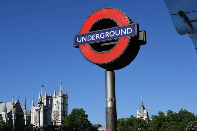 London: Buckingham Palace & Big Ben (& Westminster Abbey entry) - Parliament Square, Big Ben, and the Palace of Westminster