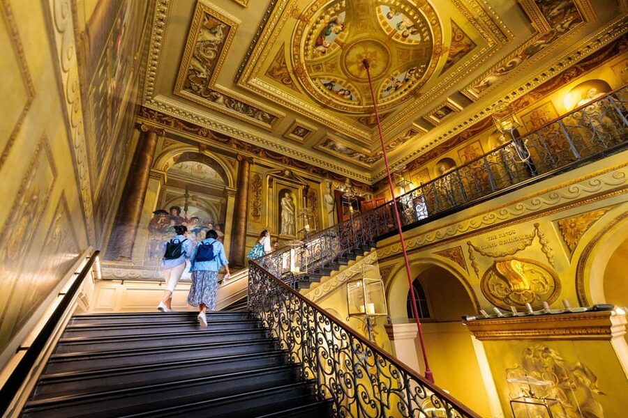 London: Kensington Palace Tour, Guard Change & Afternoon Tea - Practical ways to make the day better