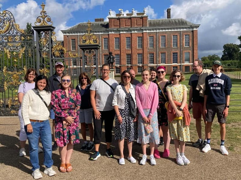 London: VIP Kensington Palace Gardens Tour & Royal High Tea - Is $155 per person good value?
