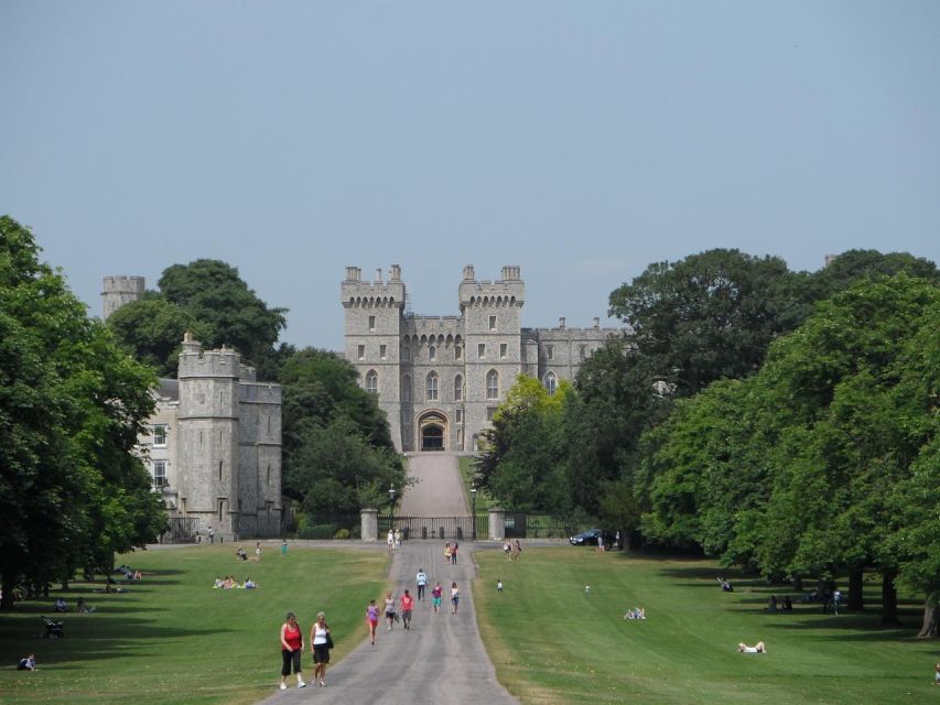 London: Westminster Tour and Windsor Castle Entry Ticket - Who should book this experience?