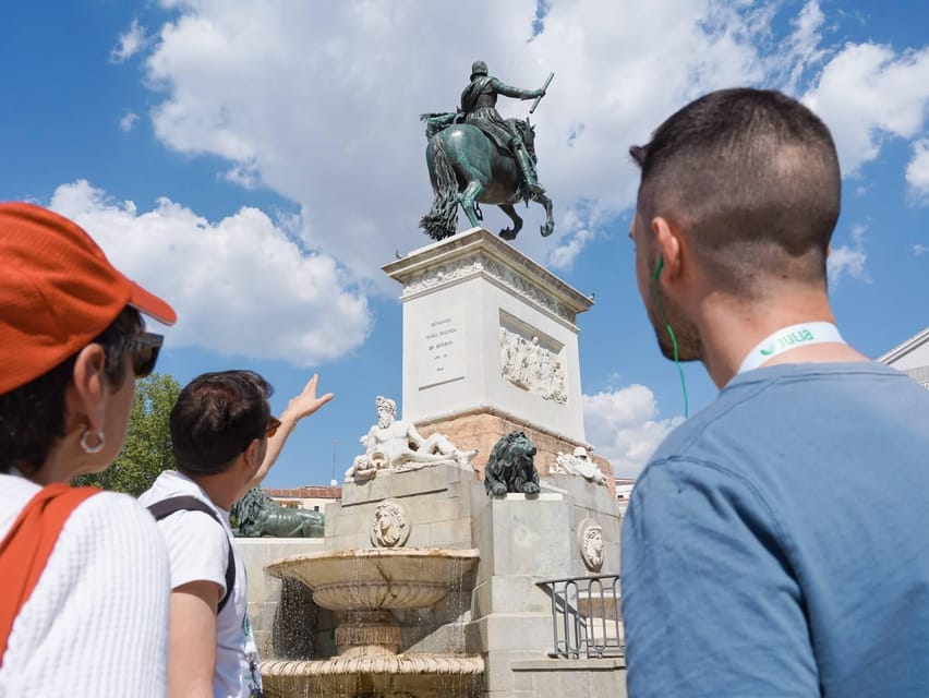 Madrid: 4-Hour Bus Tour with Royal Palace Admission - Along Paseo del Prado to Cibeles
