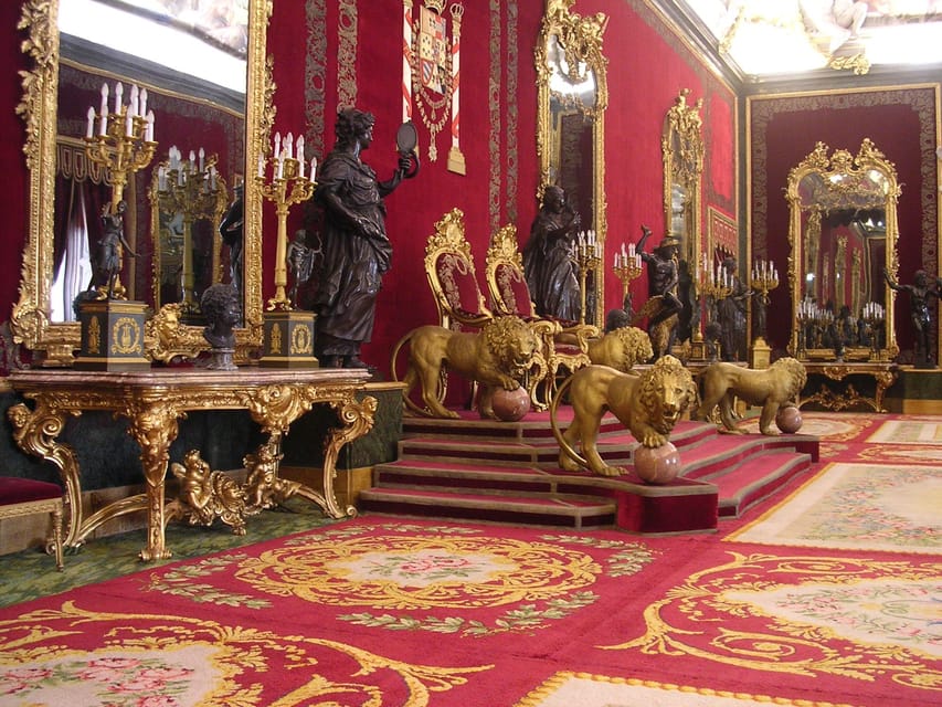 Madrid: Guided Tour of the Royal Palace with Fast Access - Who should book this tour?